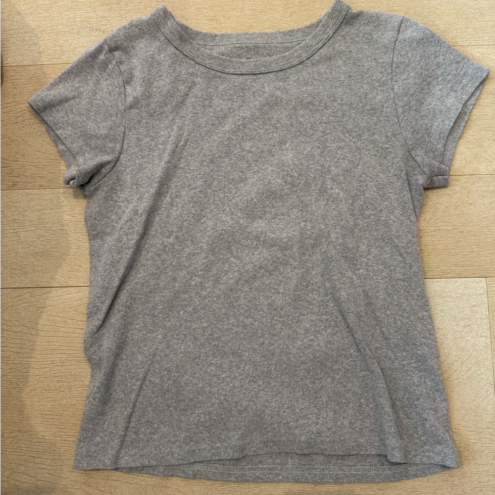 Brandy Melville T shirt